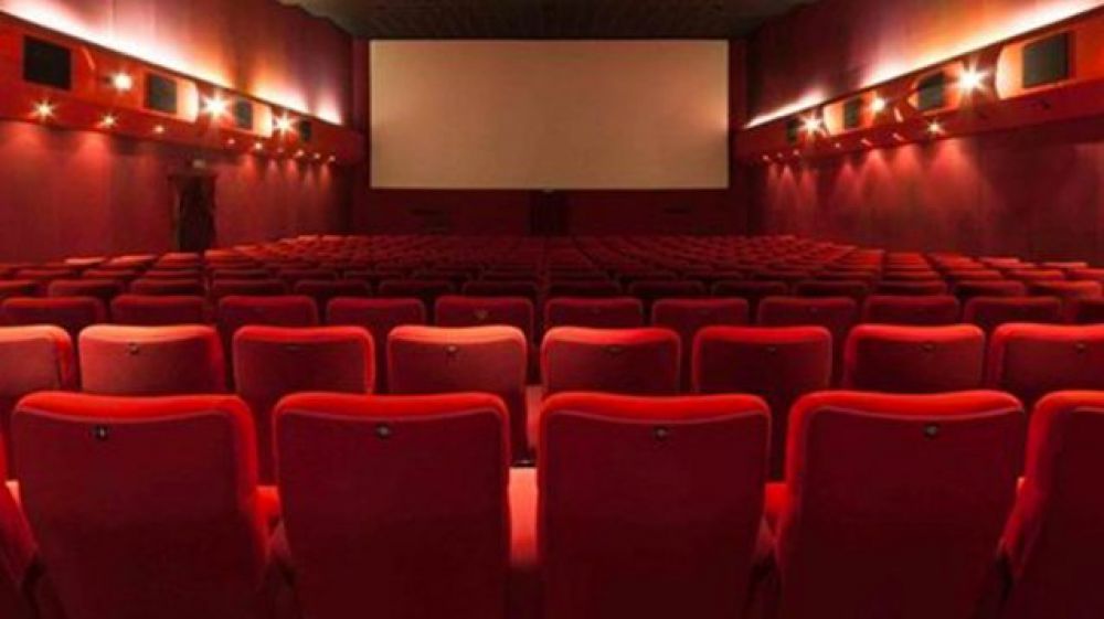 Cinema, teatri e musei, il desiderio di ricominciare rispettando le misure di sicurezza per evitare assembramenti