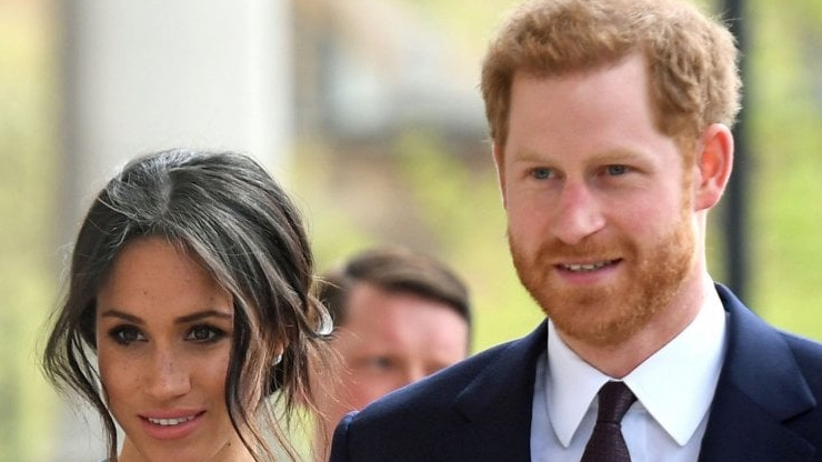 Clamoroso in Gran Bretagna, Harry e Meghan rinunciano allo status di reali