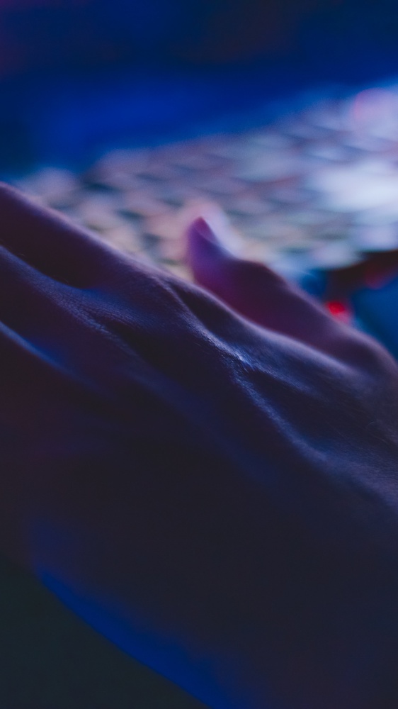 Computer a base di luce: la nuova frontiera dell’informatica per calcolatori un milione di volte più veloci di quelli attuali