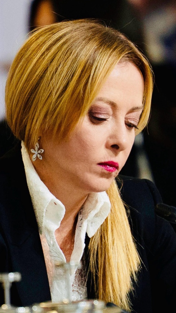 Comunità politica europea, dall’Armenia Meloni critica Trump: “Sbagliato il disimpegno Usa dalla Nato”