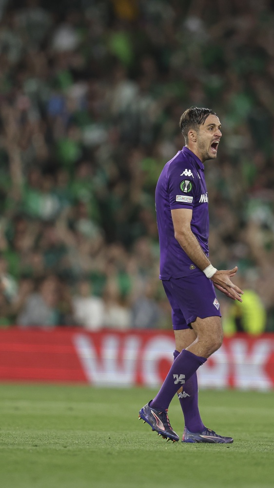 Conference League. Fiorentina ko a Siviglia, la viola guarda al Franchi per la rimonta