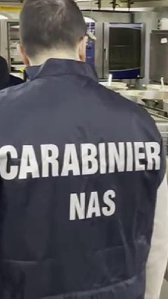 Controlli dei Nas in tutta Italia, trovate 238 strutture di ristorazione collettiva non conformi, molte nel settore ospedaliero