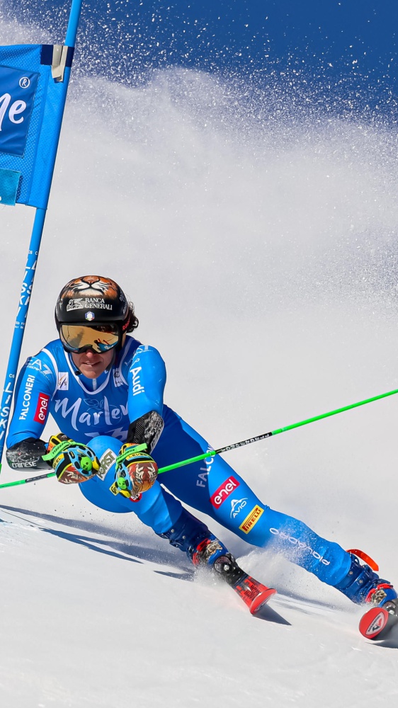 Coppa del Mondo di Sci, Federica Brignone torna in gara a Kronplatz: sesto posto nel gigante e segnali incoraggianti dopo l’infortunio