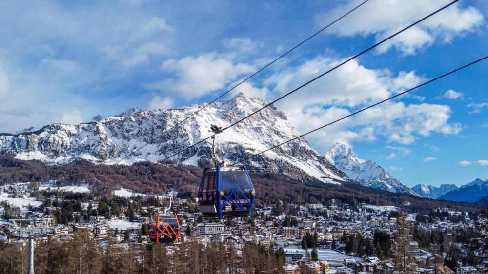 Cortina scommette sulla cabinovia dopo lo choc del Mottarone, oggi riapre “La Freccia Nel Cielo”