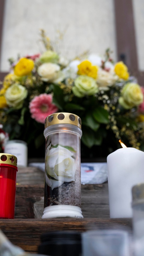 Crans Montana: nelle chiamate al 114 svizzero, la notte di Capodanno, 171 richieste d'aiuto dei ragazzi in un'ora e mezza