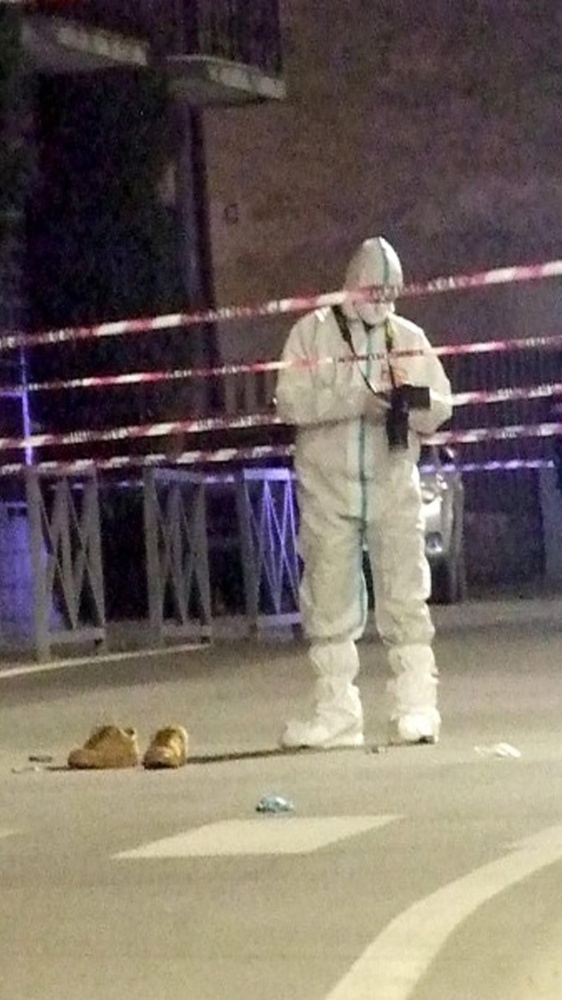 Crema, 20enne aggredito a colpi di spranga muore in ospedale. I sospetti si concentrano su un 17enne