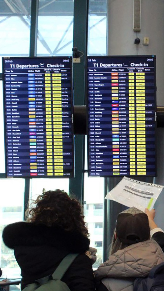 Crisi in Medio Oriente, la Farnesina al lavoro senza sosta per assistere 100mila italiani bloccati