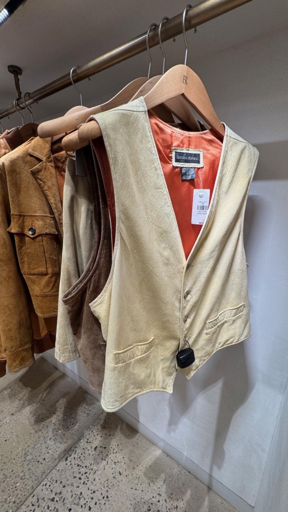 Da oggi, domenica 19 luglio 2026, sarà vietato distruggere i capi d'abbigliamento invenduti