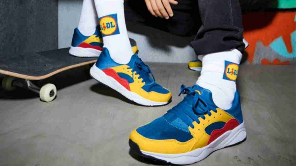 Da oggi in vendita in Italia le scarpe della Lidl, le ambite sneaker rese celebri da diversi influencer costano 12,99 Euro