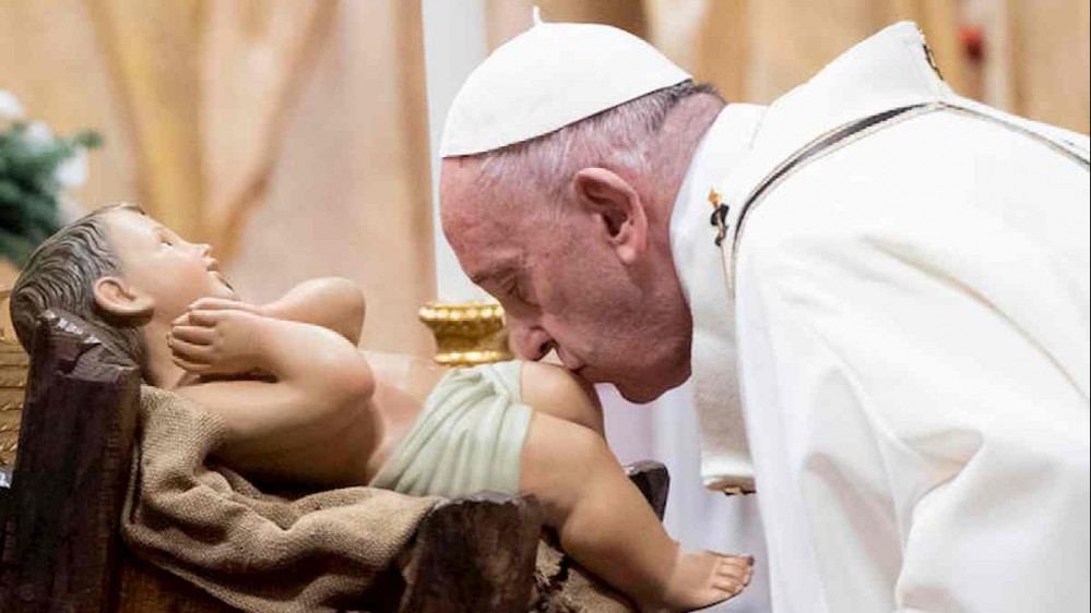 Da Papa Francesco il segno di un ritorno alla normalità. Torna su Loggia di S.Pietro messaggio Urbi et Orbi Natale