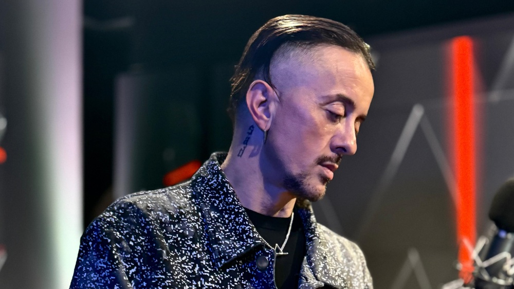 Dardust a RTL 102.5: “Il disco è in controtendenza con ciò che accade fuori, il mio obiettivo è portare degli show unici e particolari”