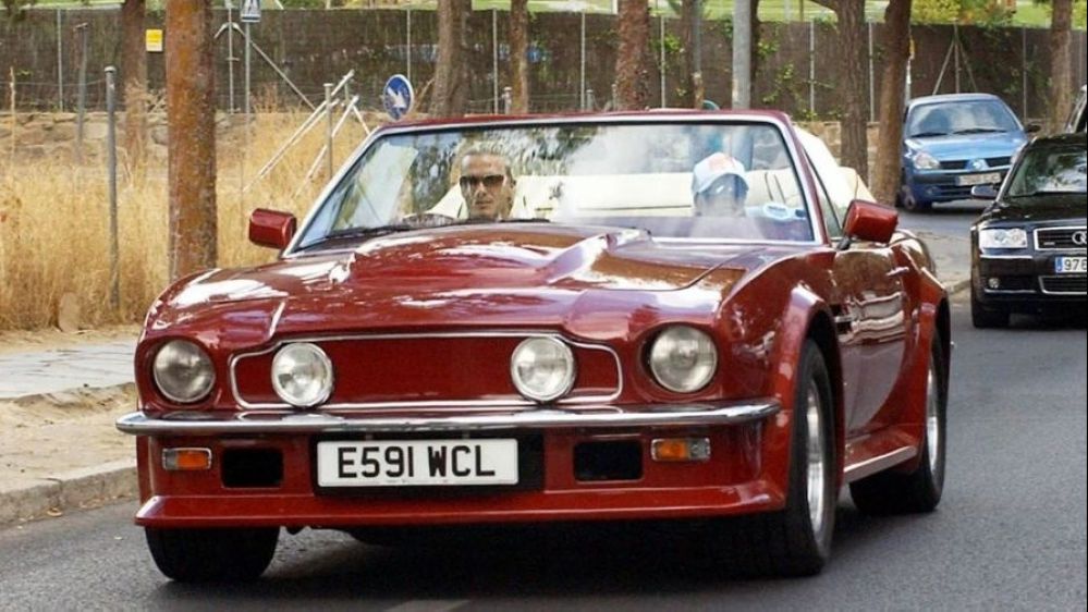 David Beckham mette in vendita la sua Aston Martin