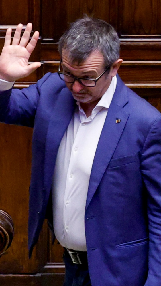 Delmastro, la Procura di Roma chiede l’autorizzazione alla Camera di acquisire le chat con Caroccia