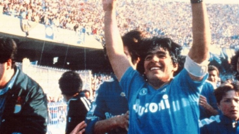 Diego Armando Maradona, sessant’anni senza uguali, auguri da tutto il mondo, spera nello scudetto del Napoli