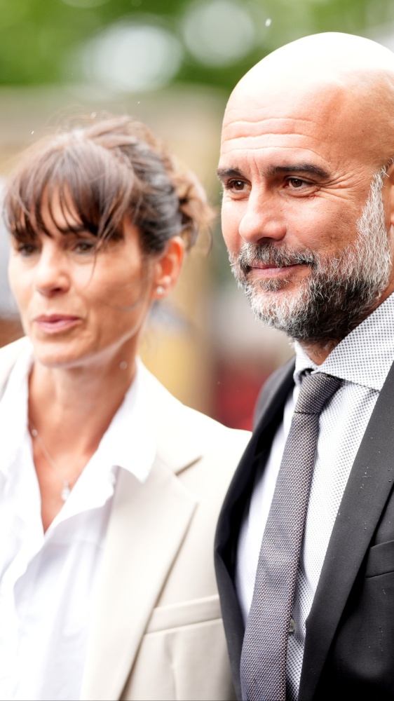 Dopo 30 anni di matrimonio Pep Guardiola si separa da sua moglie Cristina Serra