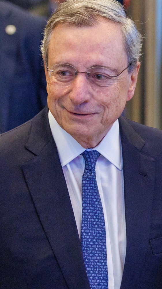 Draghi, monito al Vecchio Continente: “Inazione e lentezza, è a rischio la stessa sovranità dell’Europa”