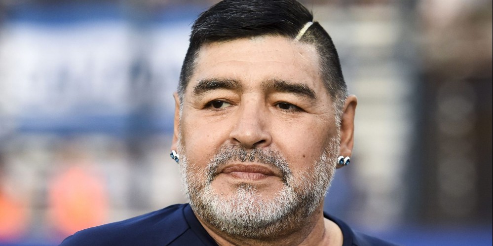 e morto diego armando maradona l annuncio del quotidiano argentino el clarin