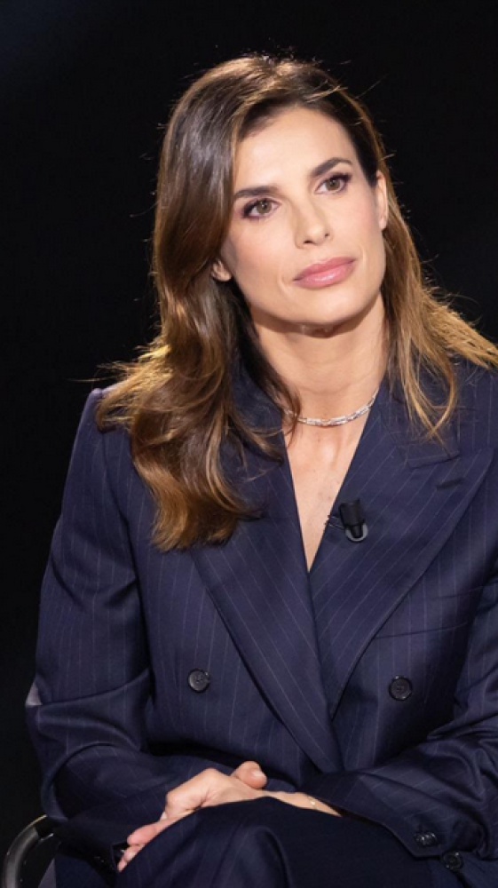 Elisabetta Canalis a Belve: "Con Bobo Vieri ho toccato il fondo, Clooney mi ha insegnato che si può amare una persona che ti ama"