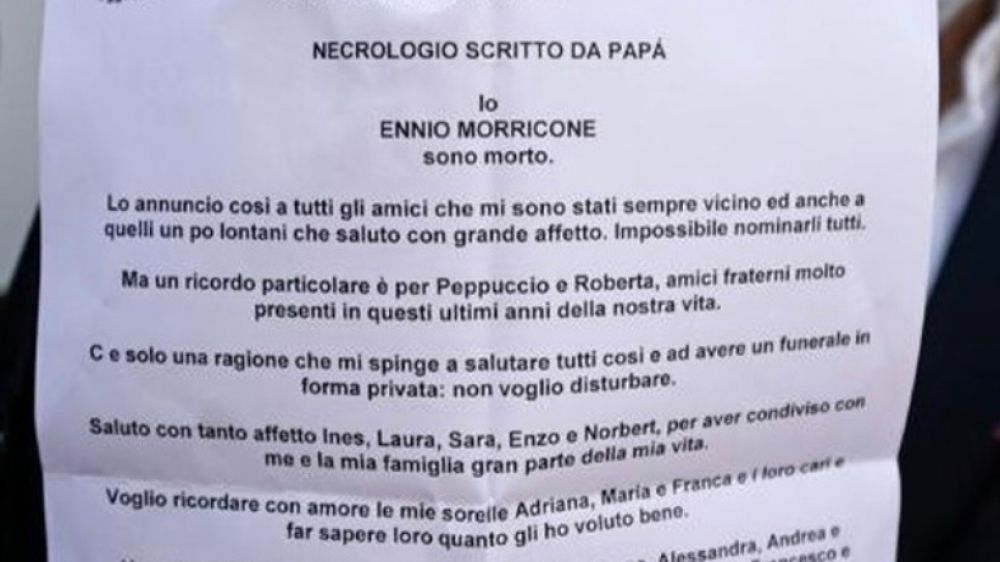 Ennio Morricone autore di un commovente necrologio: "A mia moglie il più doloroso addio"