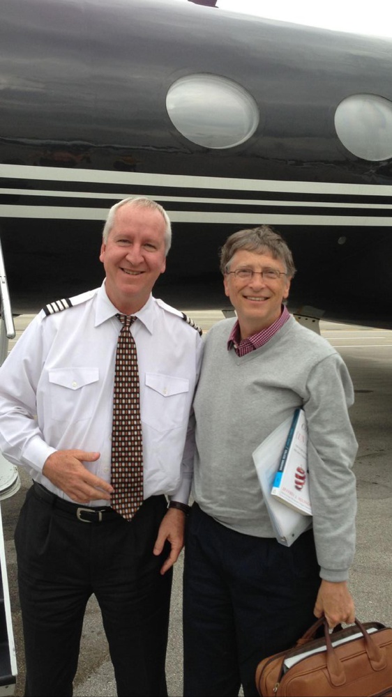 Epstein files, nuove foto e polemiche: emergono legami con vip e reali tra accuse e documenti censurati