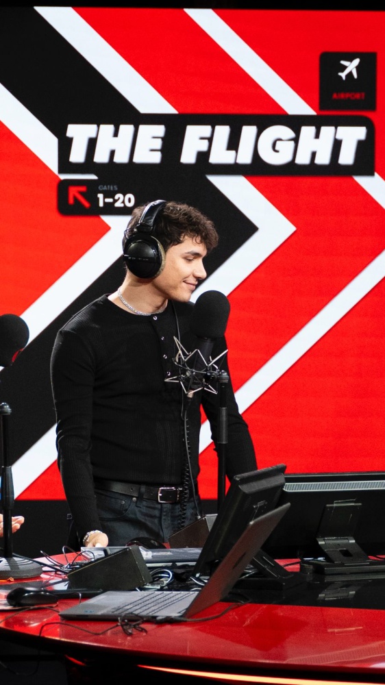 eroCaddeo a RTL 102.5: “Da quando è finito X-Factor ho lavorato al disco e ad aprile inizierà il tour. Conoscere il pubblico che mi ha supportato sarà molto bello”