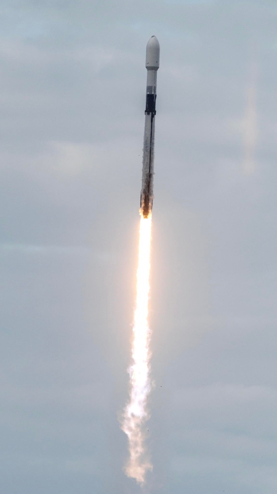 Esplosione razzo SpaceX a gennaio 2025: tre aerei rischiano detriti, sfiorata tragedia nei cieli