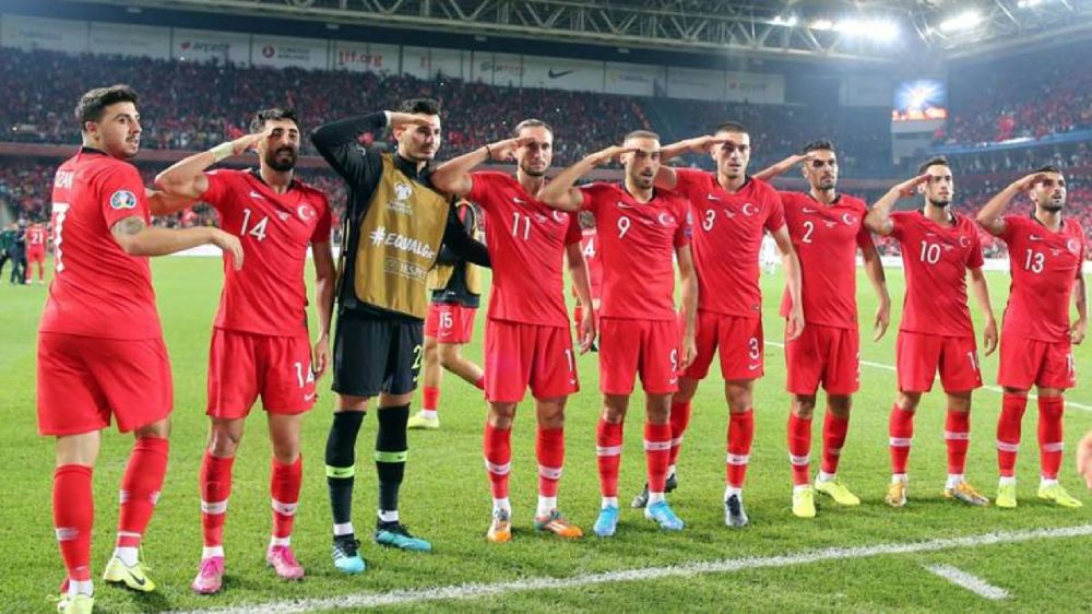 Euro 2020, appelli in Francia, annullare match con la Turchia