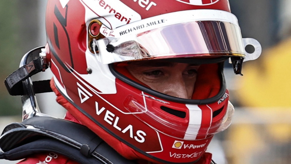 F1, Charles Leclerc conquista la pole position del Gp d'Azerbaijan