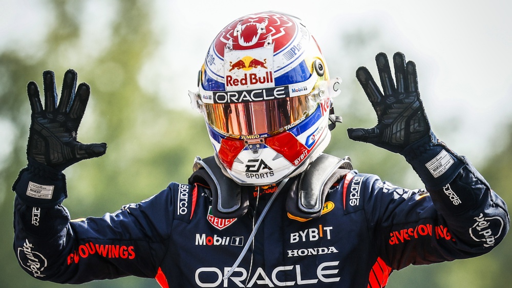 F1, Max Verstappen vince il Gran Premio d'Italia, secondo Perez, terza la Ferrari di Sainz