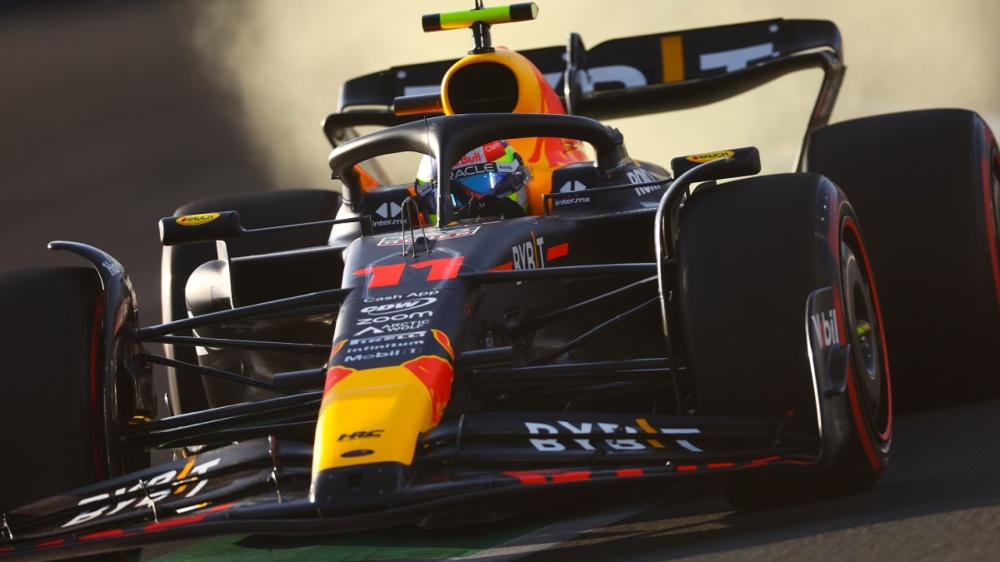 F1, Sergio Perez vince il Gran Premio di Arabia Saudita davanti a Verstappen, terzo Russell