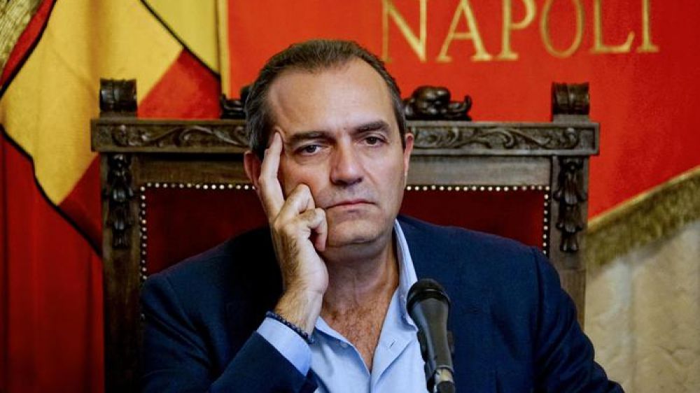 Fase 2, sindaco De Magistris, caos totale da parte di De Luca, Napoli è pronta per la ripartenza