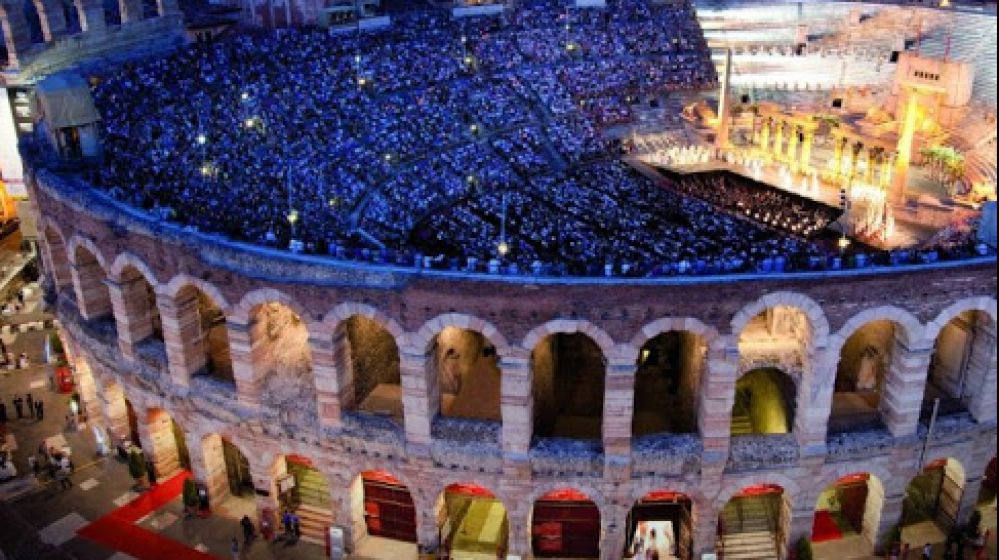 Federico Sboarina, sindaco di Verona, il Power Hits Estate restituisce agli italiani il Festivalbar