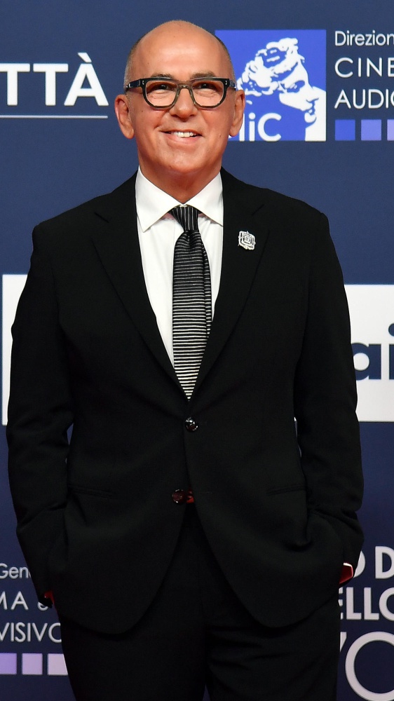 Ferzan Ozpetek annuncia il suo prossimo film “Nella gioia e nel dolore”, in arrivo a Natale 2026