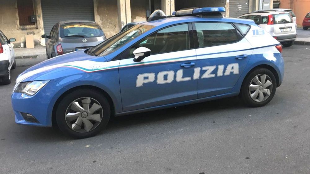 Firenze, ruba portafoglio, inseguito e picchiato da passanti