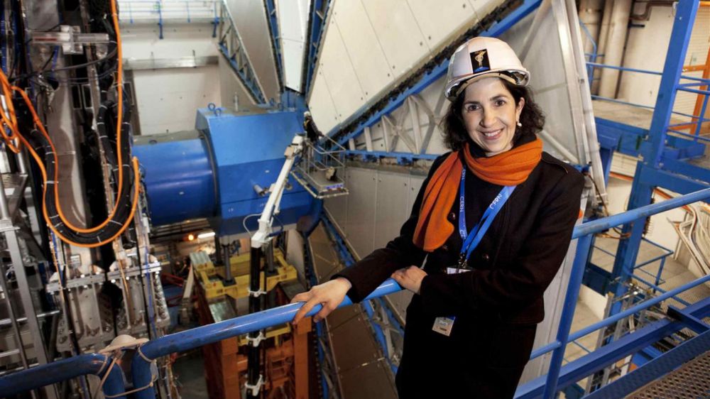 Fisica, Fabiola Gianotti riconfermata a guida del Cern