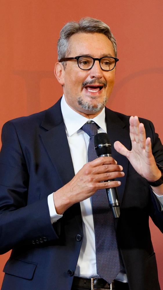 Forbes, i più ricchi d’Italia: Giancarlo Devasini al primo posto, Ferrero passa al secondo