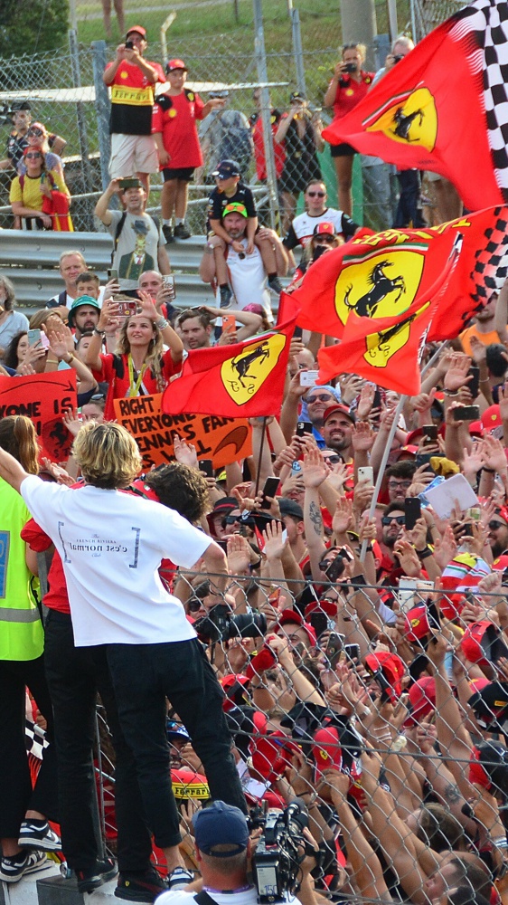 Formula 1, domani al via il fine settimana del Gran Premio di Monza, previsto un pubblico da record