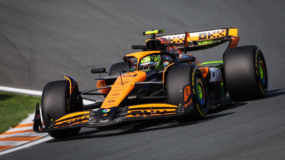 Formula 1. Lando Norris in pole position nel Gran Premio d'Olanda, sesta la Ferrari di Charles Leclerc