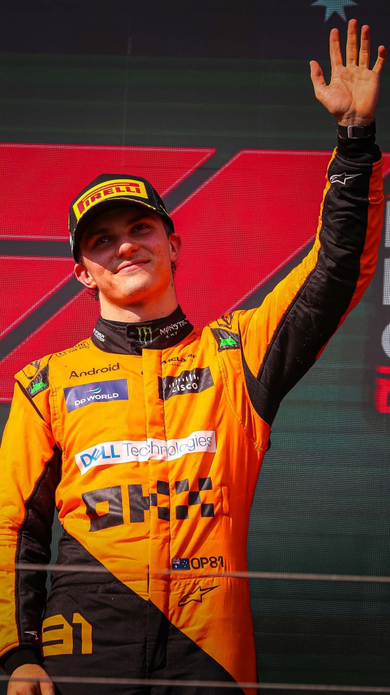 Formula 1, Piastri trionfa in Ungheria, secondo posto per Lando Norris, terzo Hamilton. Male Verstappen che chiude quinto