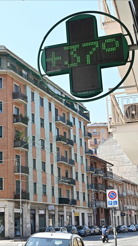 Forte ondata di caldo in arrivo: ecco tutti i consigli utili per combattere le alte temperature