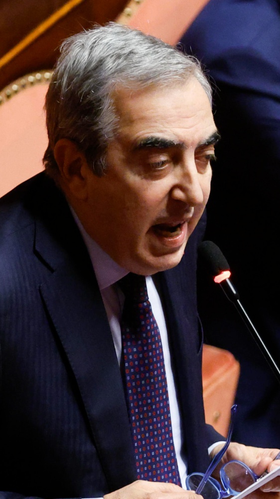 Forza Italia, come capogruppo al Senato esce Gasparri, entra Stefania Craxi. Dopo il pressing di Marina Berlusconi