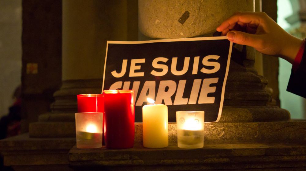 Francia, Charlie Hebdo, cinque anni dopo fra commemorazioni e polemiche