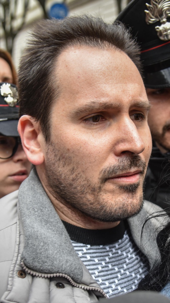 Garlasco: le nuove verità secondo gli inquirenti, i filmati intimi di Alberto e Chiara avrebbero scatenato l'ossessione di Sempio