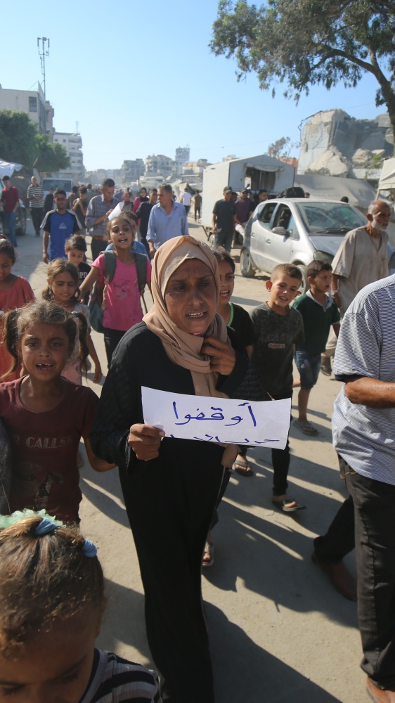 Gaza, orrore senza fine. L'esercito israeliano riprende le azioni via terra.