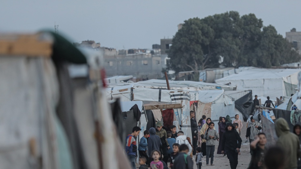 Entra in vigore la tregua a Gaza. Oggi liberi i primi ostaggi, nella Striscia entrano gli aiuti umanitari