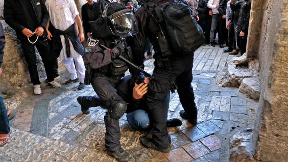 Gerusalemme, scontri sulla Spianata delle Moschee, oltre 150 le persone rimaste ferite