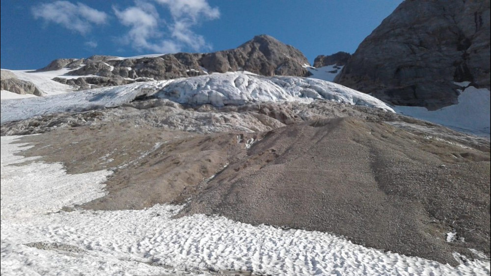 Ghiacciai alpini ridotti del 60% in 150 anni, molti a rischio scomparsa, oggi la marcia di Greta Thunberg