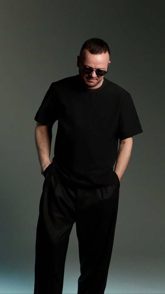 Gigi D’Alessio: RTL 102.5 è la radio ufficiale di “Gigi Palasport” e dei dieci concerti alla Reggia di Caserta