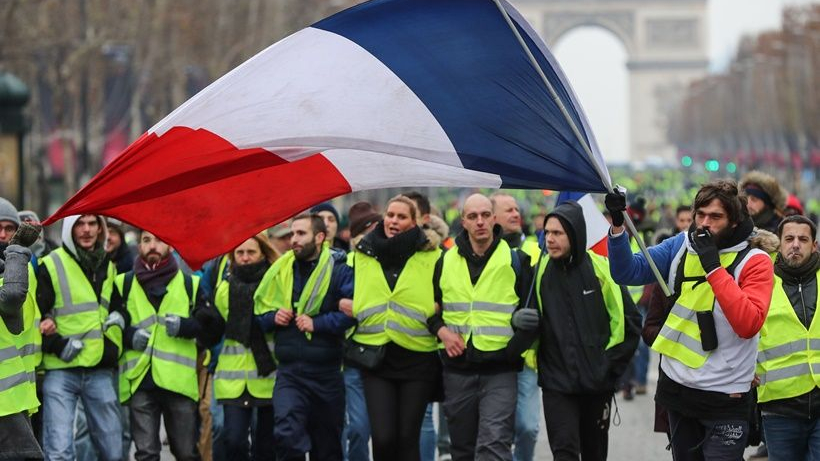Gilet gialli, 41 fermi a Parigi, tensioni a Place d'Italie