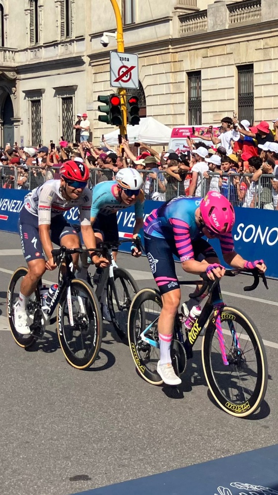GIRO, A MILANO VITTORIA A SORPRESA DEL NORVEGESE LAVIK DRERSEN